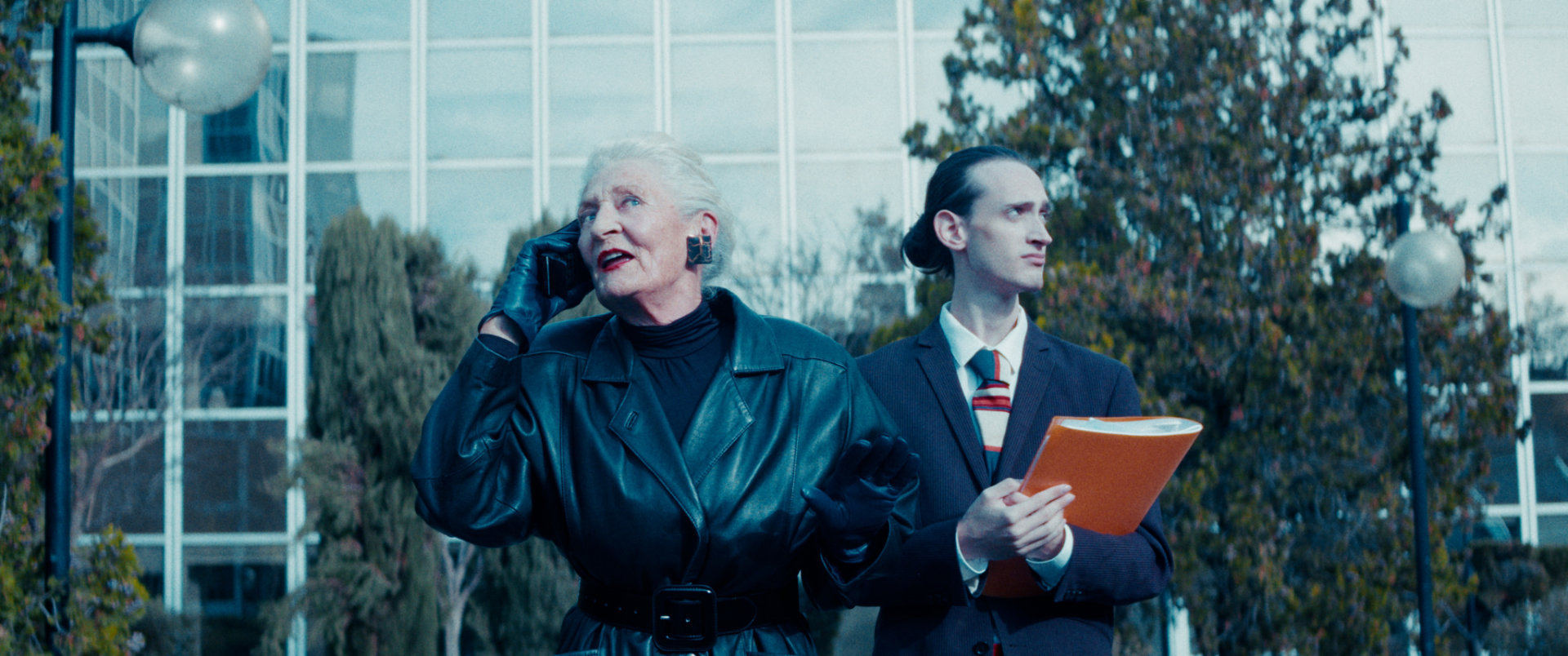 Still La Lion - Old & Sexy